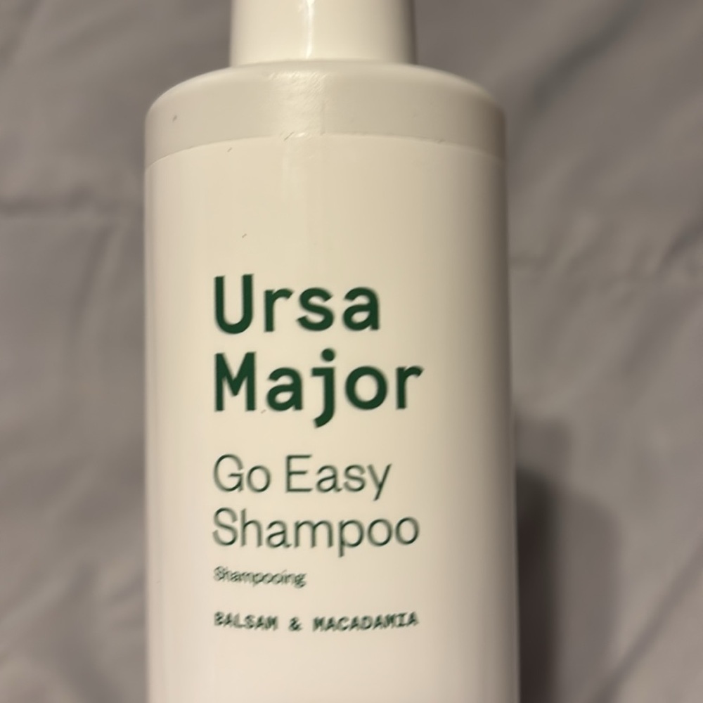 Ursa Major Go Easy Shampoo 8oz sealed NWT
